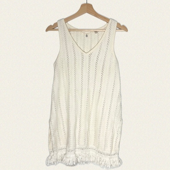 Knitted & Knotted Tunic Tank - Picture 2 of 5